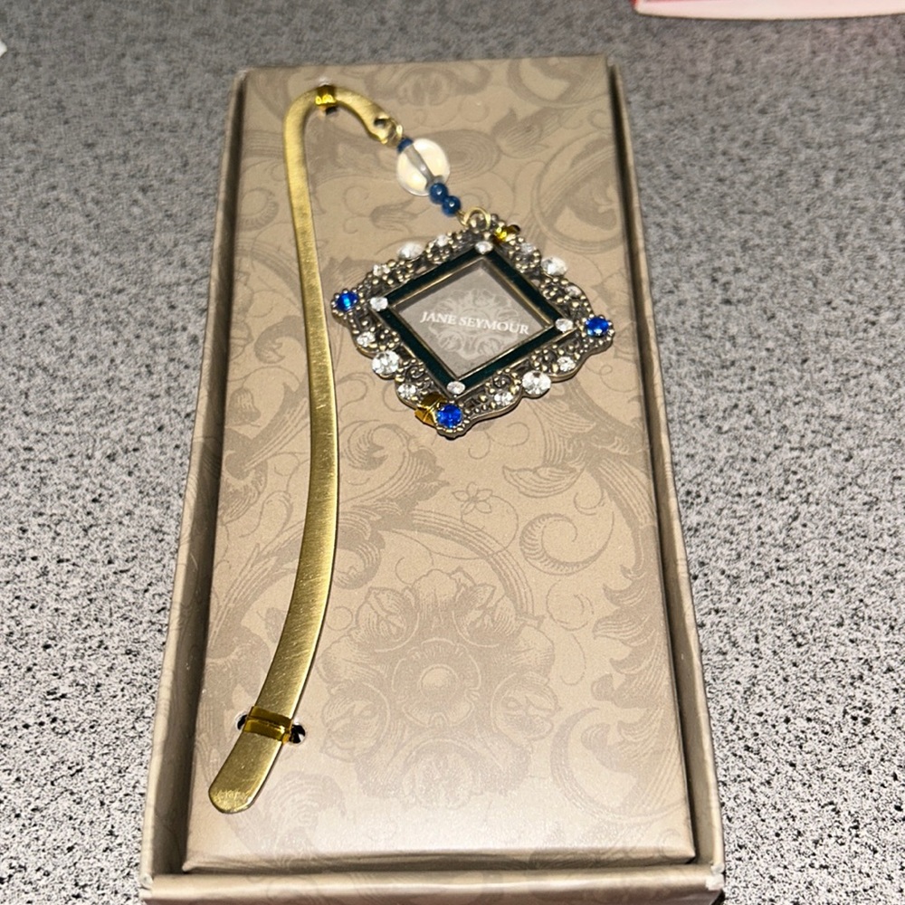 NWT Jane Seymour bookmark frame